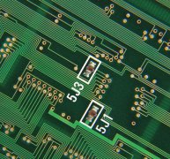 21ǻʱӿƼǻչĻʯҲǿƼչĻƽʱȽƺͽṹļҪʹ½гpcb˾ڻ豸Ԥܵصѹ֪һĵӲƷǾ˲ӹγɵġôpcbصʲô