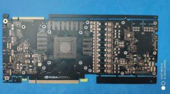 PCBǰаɷһϢNVIDIAһGTXϷԿPCBͼϽҿ ӽָϷLOGOԿһ鹫NPCBҲNһЩͬҪSLIָλãŸGTX1080ͼԱһ¡ ˵