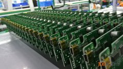 ڵĵӼĿٷչͬʱӲƷСɱЯ๦ܣ֮ǰĵ巢չ˫塢壬߾ȣɿԸߡӻΪPCBչĴơ PCB 豸ԼҪ壬ͬPCBӦڲͬ豸ϣPCBԭ