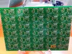 ͨڵ·ҵPCBƴṹǣ PCB· ƴ巽ʽƴȾҪۺϿǶ෽ؾƴҪǸڽʡʱ͸Чû豸ЧðĵٲҪĳɱ˷ѡ ʵһƴӦð