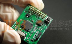 PCB ڵӲƷ֮УҪԪ໥һPCBĻPCBĻ棺оƬPCBPCBڲPCBⲿ һоƬPCB оƬPCBڵǻ̫ܶߣᵼ°ĵĻṹΪƻܶء