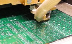 ܶǸ㲻pcb·շѹҪҪṩЩϣùʦΪ㽲һ̣ һ pcb ôշѣ ҪõʲôģFR4TG壬ƷȡĲһ۸Ҳһ⣬ͼֽ߿