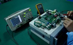 PCB ļǺҪһԱȷƷڼPCBʱҪעЩϸأ 1Ͻ޸ѹ£ѽӵصĲ豸ȥӴװĵ豸PCB塣 Ͻѽӵص豸ֱӲ޵Դѹĵӡ